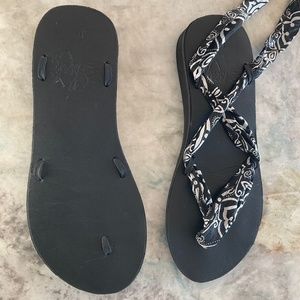 Sseko Design Ribbon Sandals with 3 ribbons